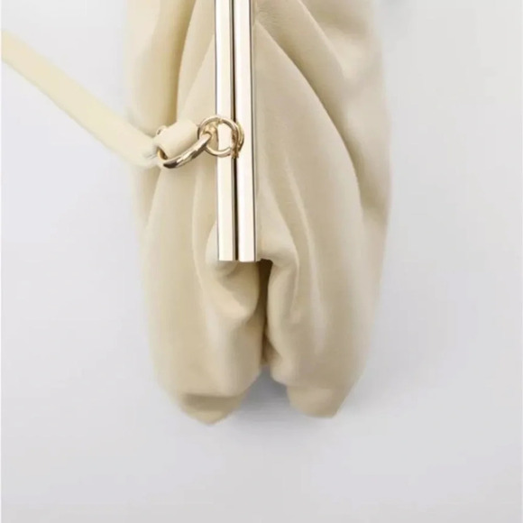 ZARA NEW LEATHER DOUBLE COMPARTMENT PLEATED CROSSBODY BAG OFF WHITE 6740/510 - Picture 6 of 8
